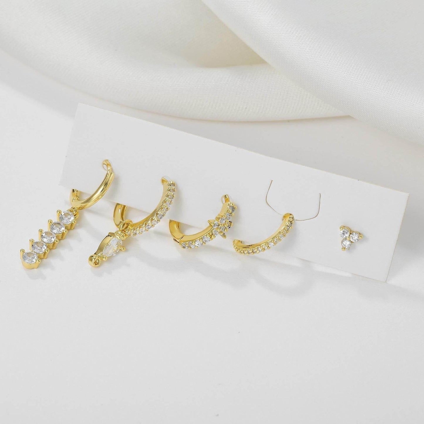 5 Pieces Simple Clover Single-Row Serrated Ear Cuff Earring Set, 18k Gold-Plated  Teardrop Zircon Earrings, S925 Needle, Stacked Lobe Designs with Dazzling Zirconia