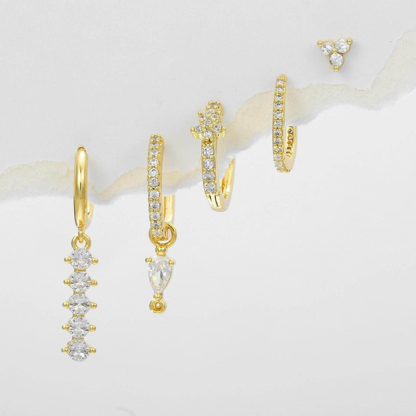 5 Pieces Simple Clover Single-Row Serrated Ear Cuff Earring Set, 18k Gold-Plated  Teardrop Zircon Earrings, S925 Needle, Stacked Lobe Designs with Dazzling Zirconia