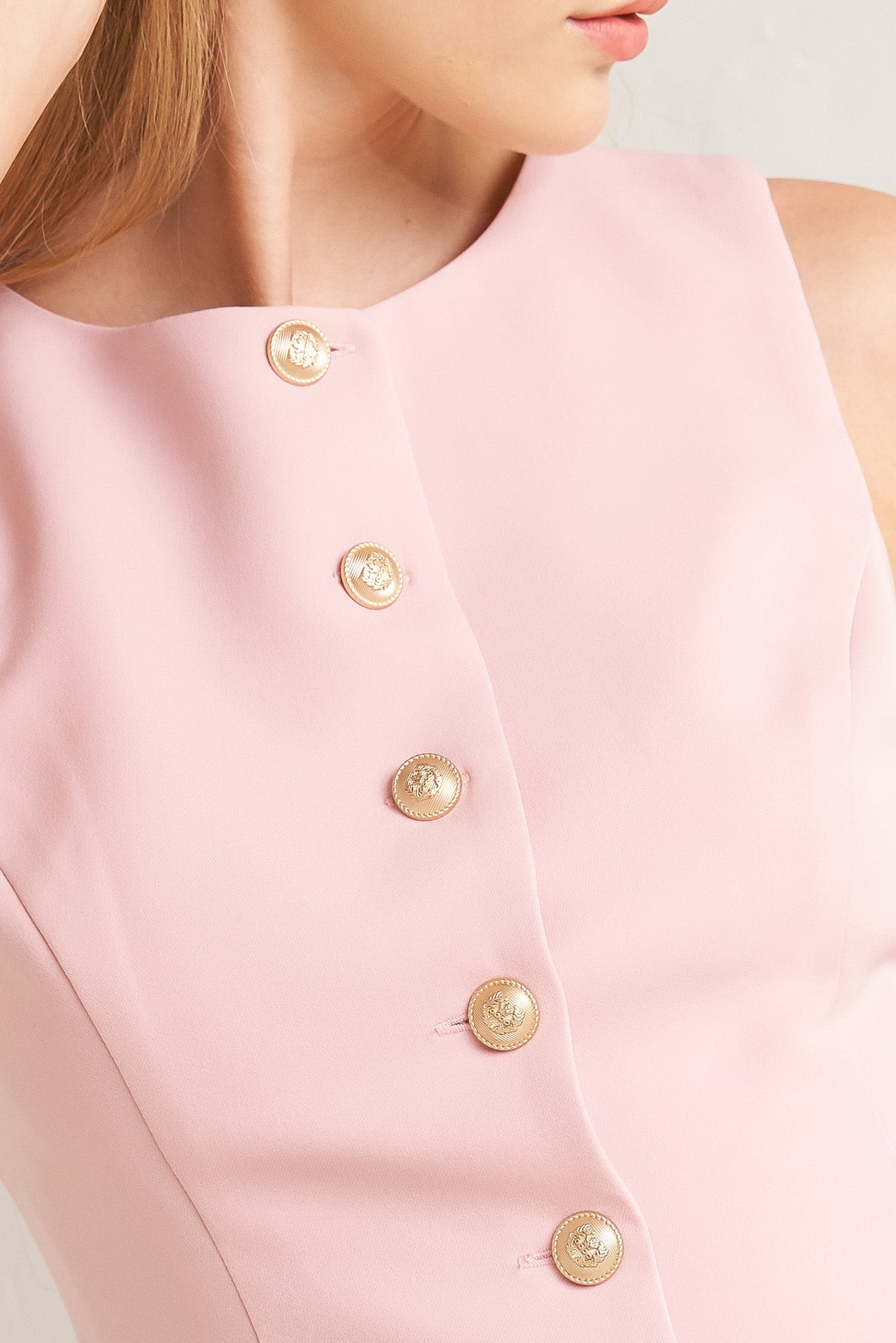 ELEVATED CLASSIC WOVEN VEST