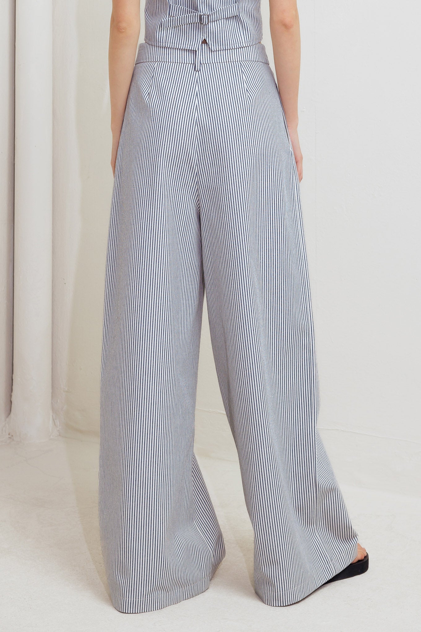 COASTAL CHIC WOVEN PANTS