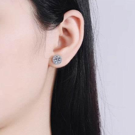 S925 Emerald Green Moissanite Halo Stud Earrings, Sterling Silver VVS D-Grade Round-Cut Certificated Moissanite Jewelry for Men & Women, Simple & Stylish Gift for Wedding, Birthday, Anniversary