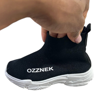 Kids’ Slip-On Sneakers – Lightweight, Flexible & Anti-Slip