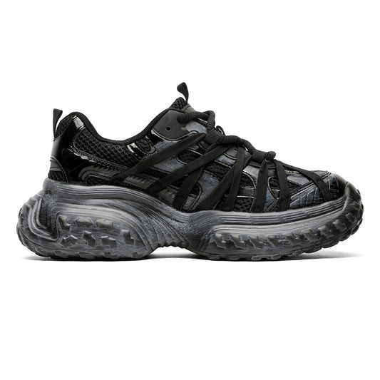S8888 Black Tire Sneakers