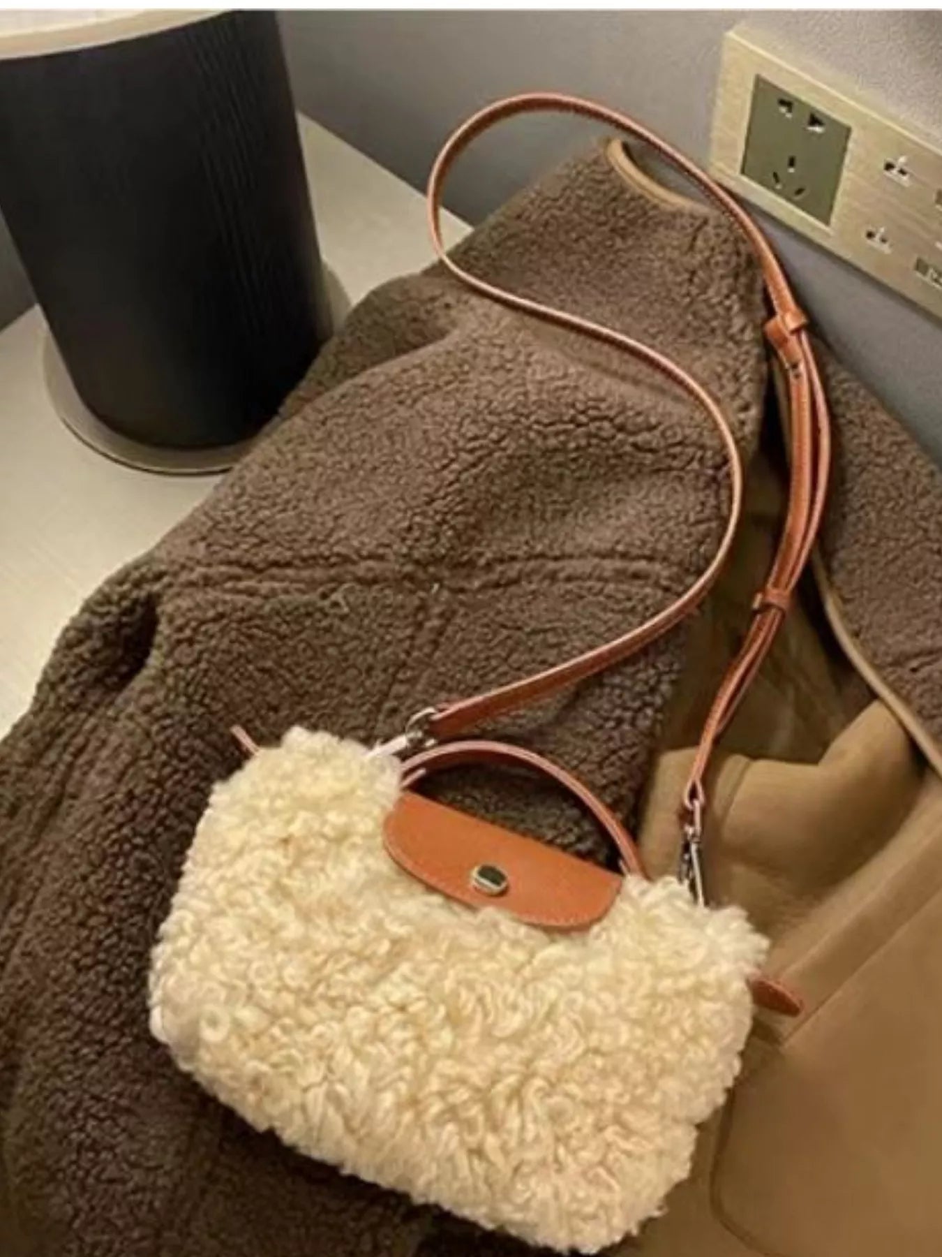 aee5a11e5e7846f5a53e450b0cfe2730-Max-Origin